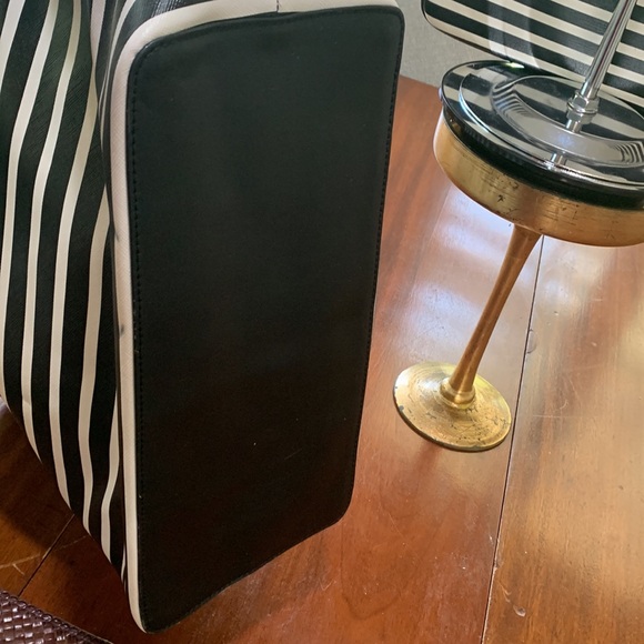 Like New Kate Spade Tote and pad bag to match! - Picture 12 of 14